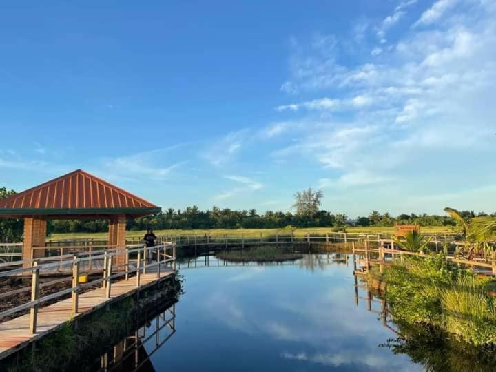 Charming Holiday Lodge- Addu Atoll Meedhoo, Maldives Экстерьер фото