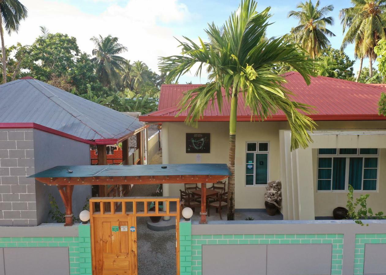 Charming Holiday Lodge- Addu Atoll Meedhoo, Maldives Экстерьер фото
