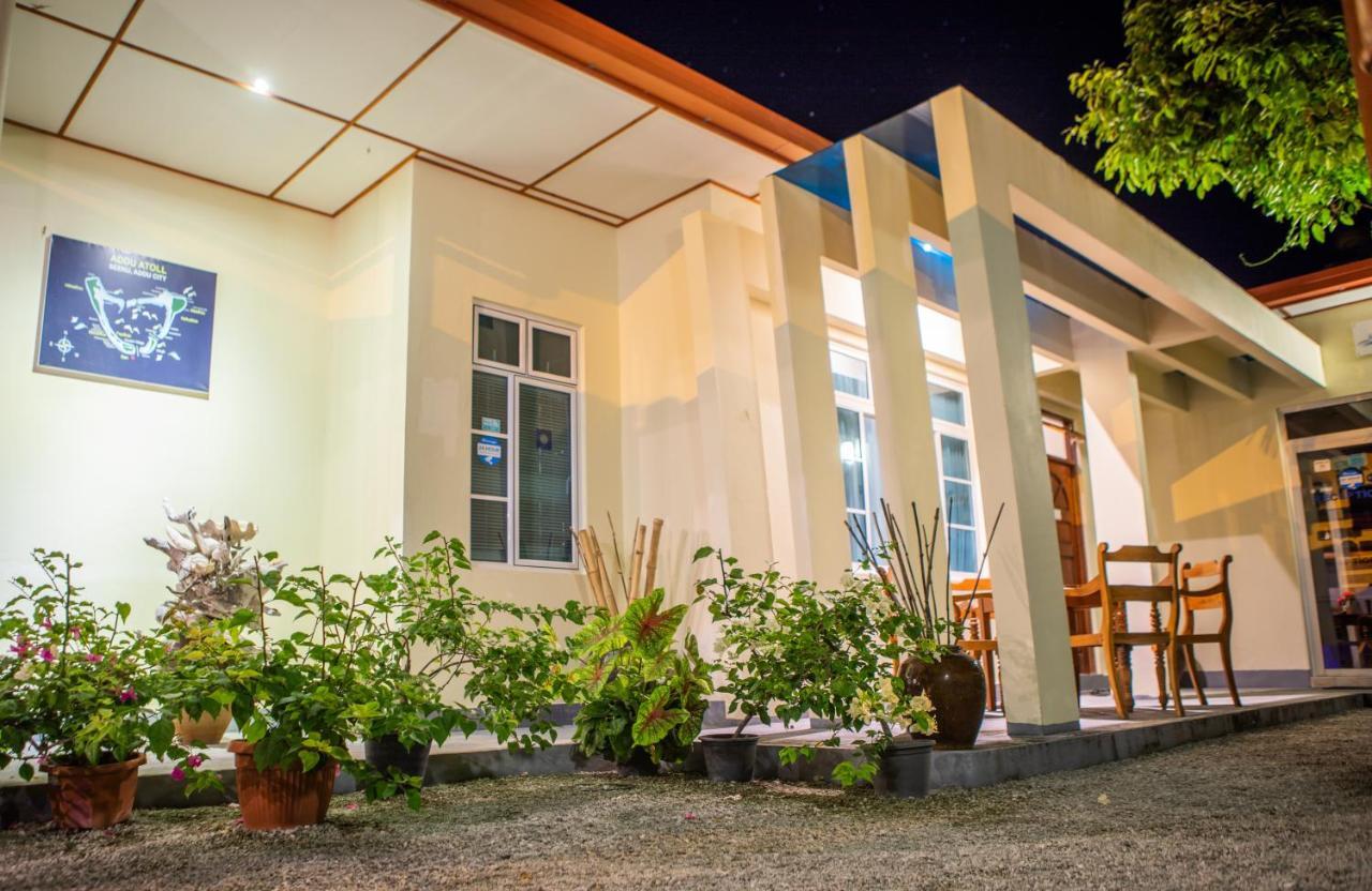 Charming Holiday Lodge- Addu Atoll Meedhoo, Maldives Экстерьер фото